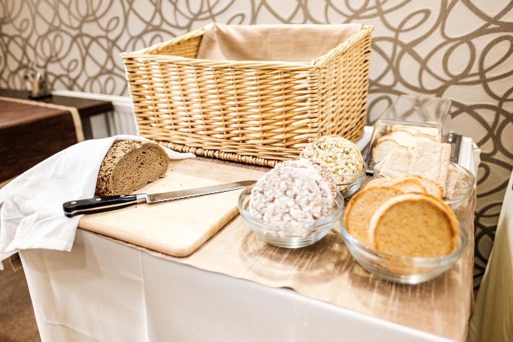Hotel Deluxe With Free Wellness And Fitness Centrum Nitra Ngoại thất bức ảnh