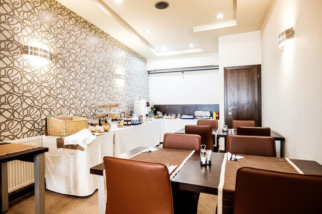 Hotel Deluxe With Free Wellness And Fitness Centrum Nitra Ngoại thất bức ảnh