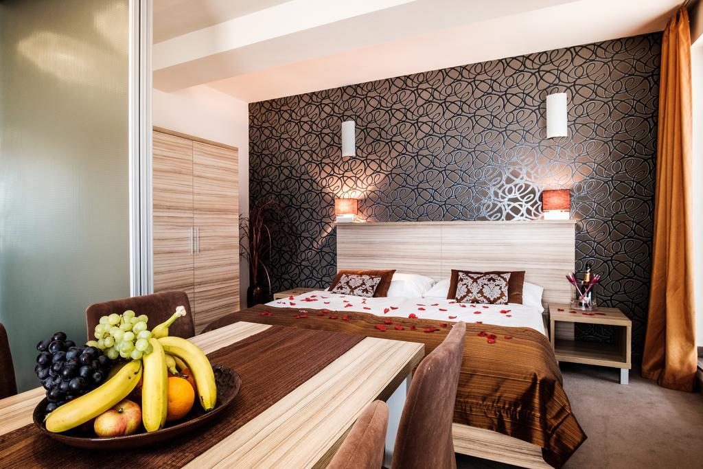 Hotel Deluxe With Free Wellness And Fitness Centrum Nitra Ngoại thất bức ảnh